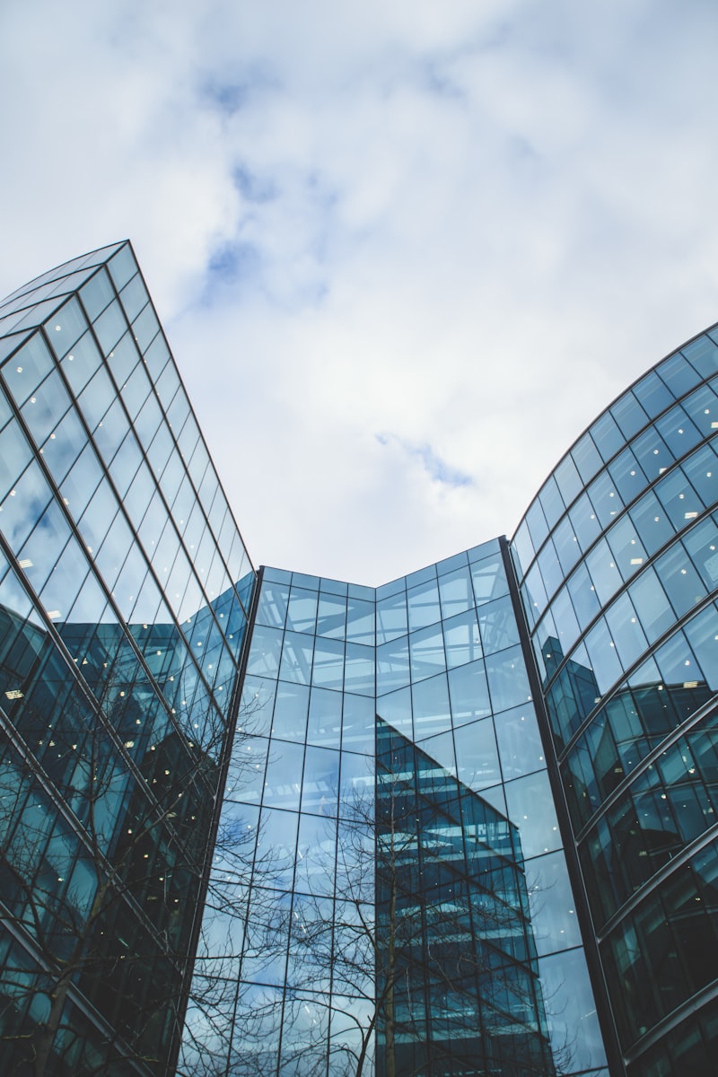 Firmenzentrale Deutsche Tech AG